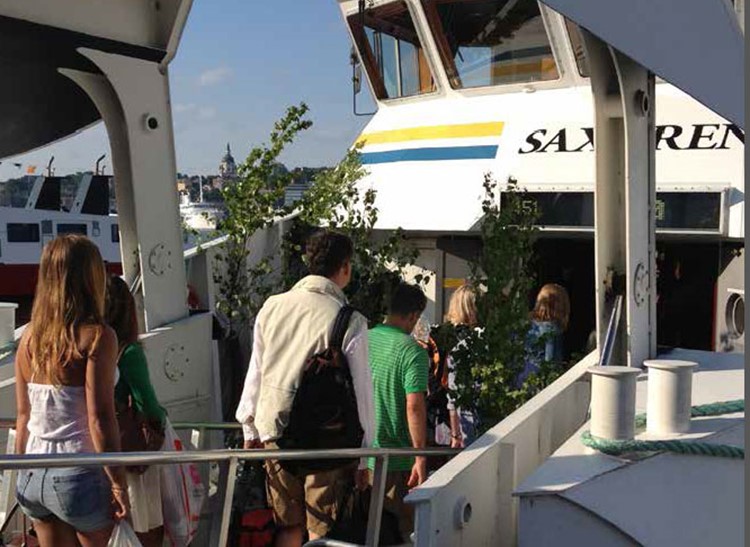 BÅTSEMESTER UTAN EGEN BÅT-Låt skärgården överraska!