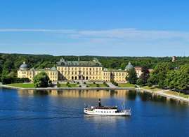 Båt till Drottningholm