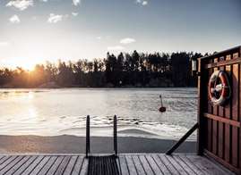 Smådalarö Gård-Sjöbastu