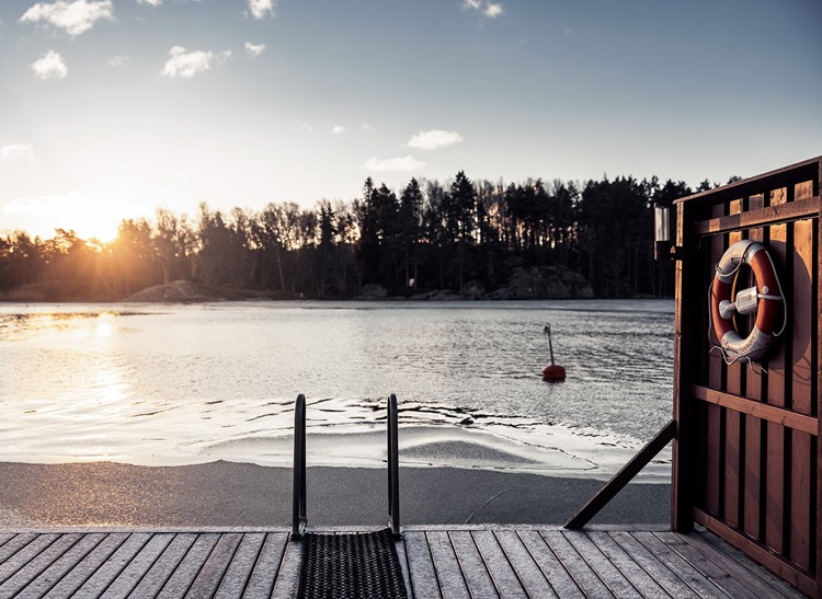 Smådalarö Gård-Sjöbastu