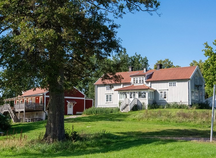 Stugor, Gårdar & Lokaler